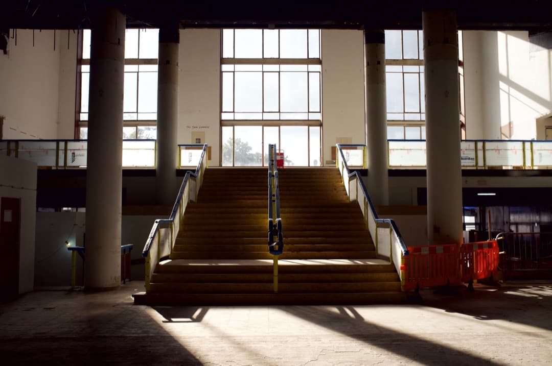 Photo of a starcase in a large foyer